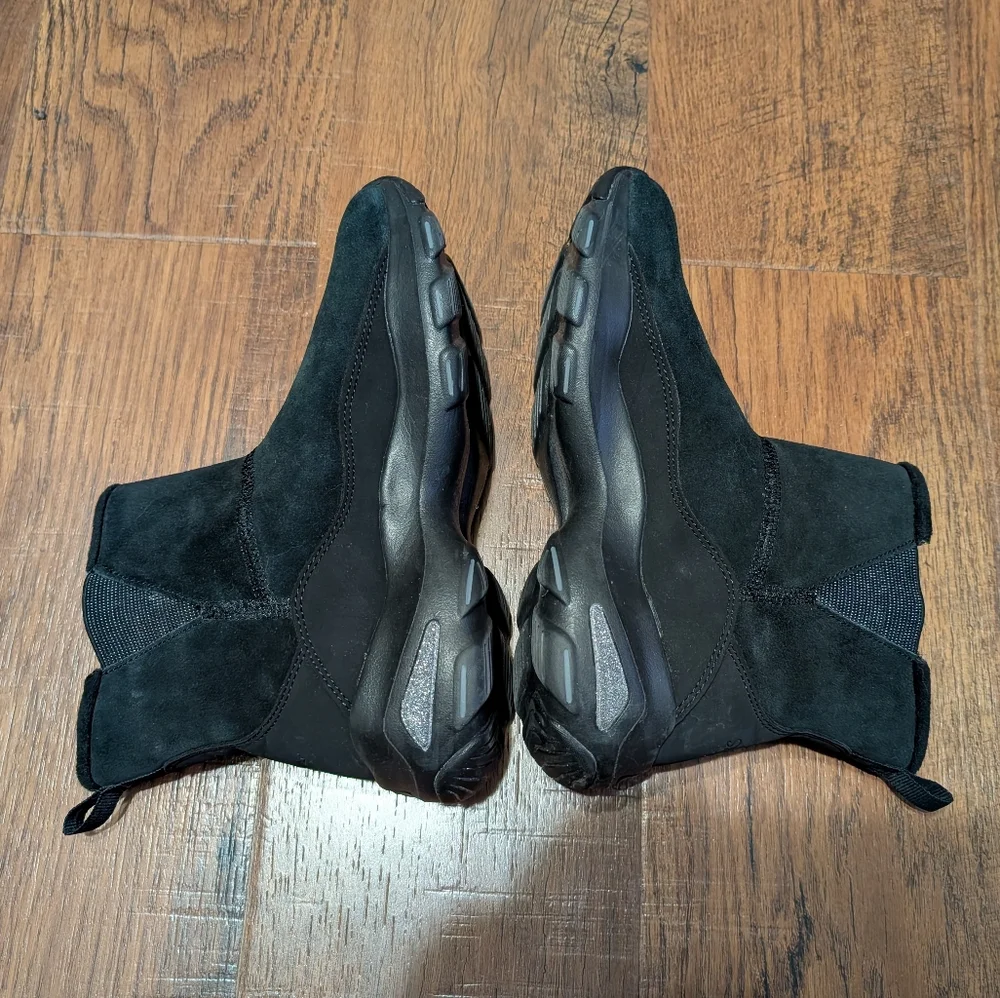 Skechers Hands Free Slip-ins Easy Going Casual Icon‎ Suede Ankle Boots Size 5.5